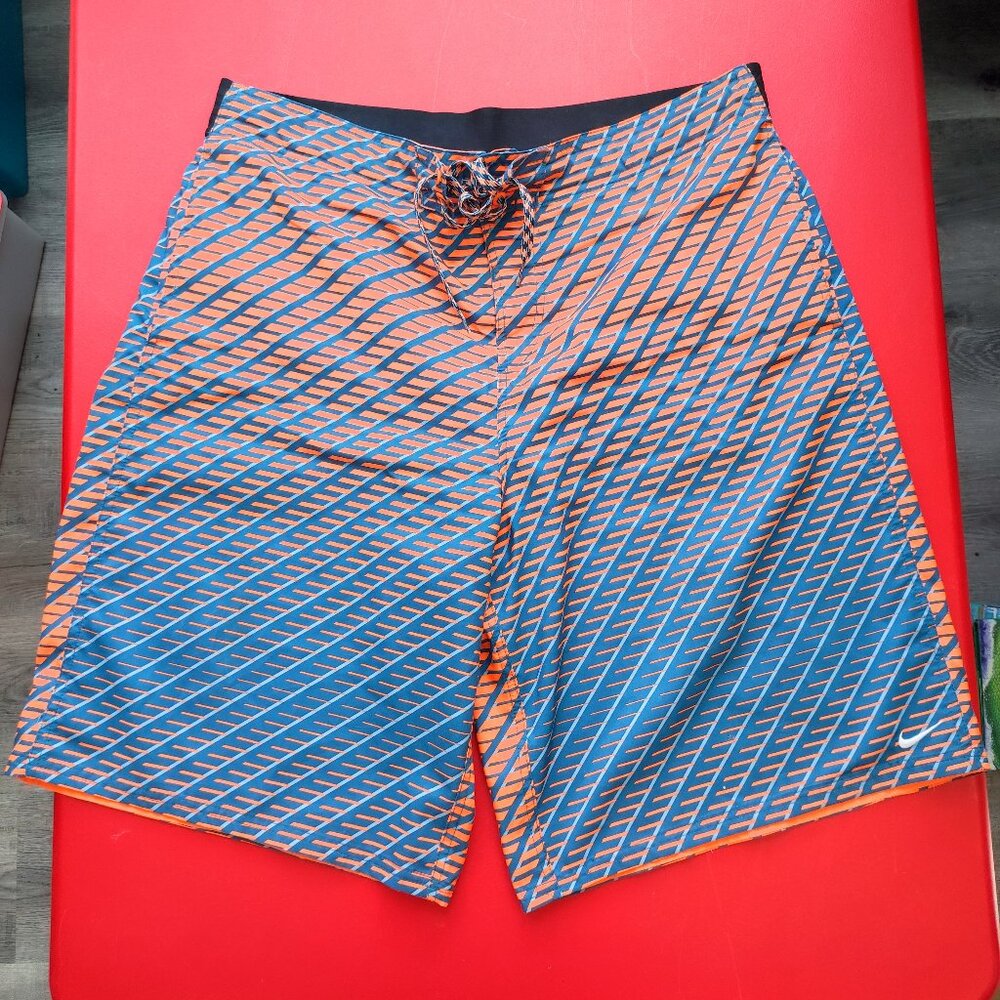 Nike swim trunk orange blue design men's size 36